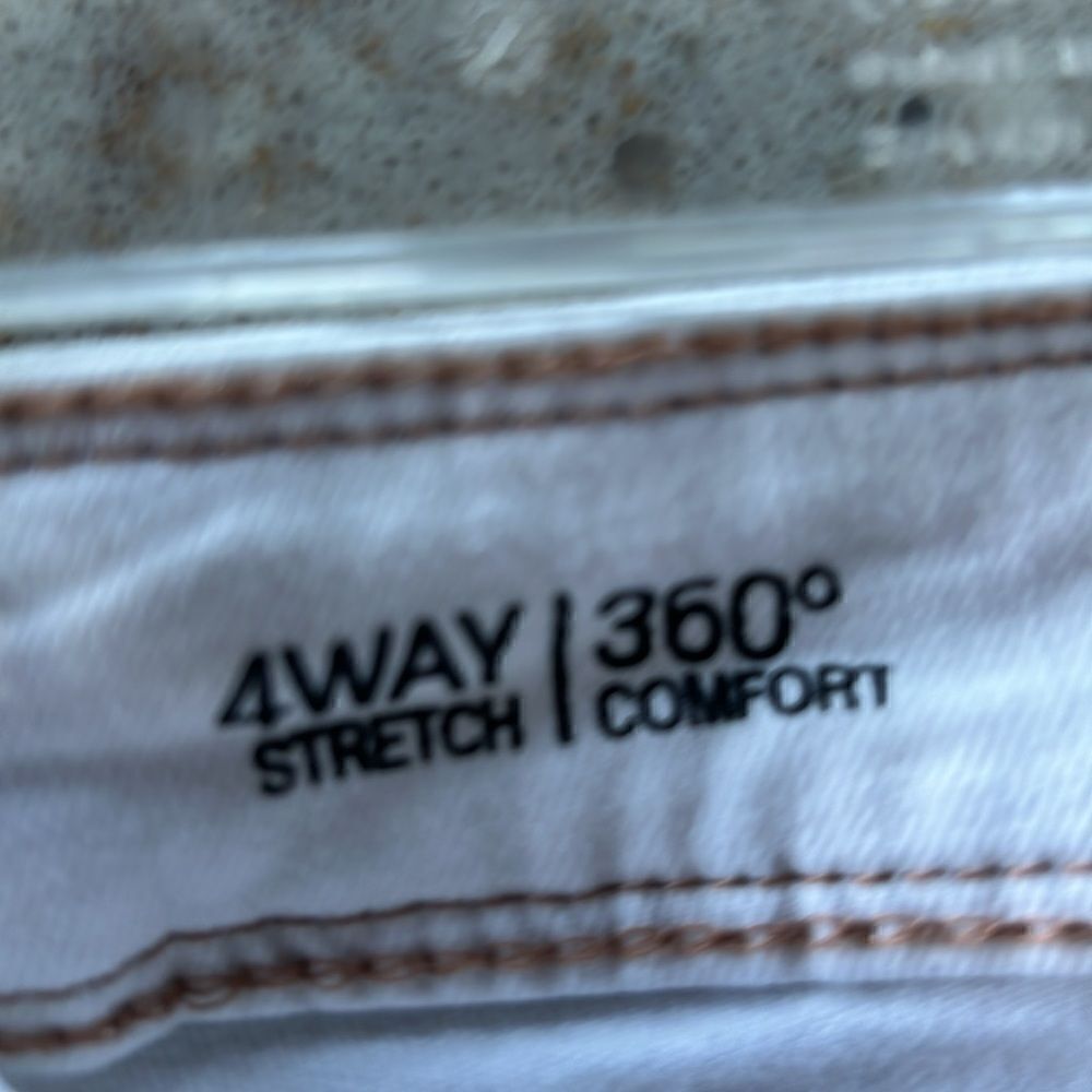 Lola Jeans Kate crew high rise four way 360 comfort stretch Lively ECRU size 4 - Picture 9 of 13
